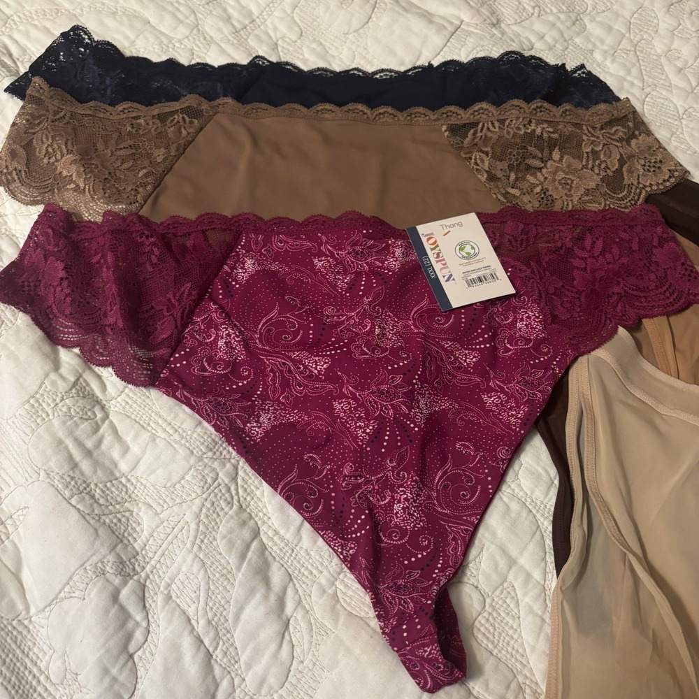 Joyspun‎ Women's NWT Panties Size XXXL (22) 6 Pair (3 Bikini, 3 Thong) Soft New